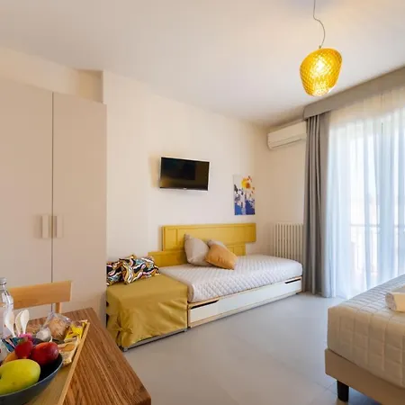 Dea Aparthotel *
